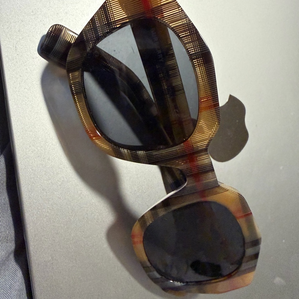 Burberry Plaid Oversized Square Sunglasses in Tortoiseshell Plaid